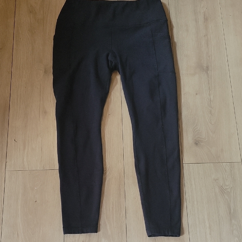 Yogalicious Midnight Black Leggings - Picture 2 of 4